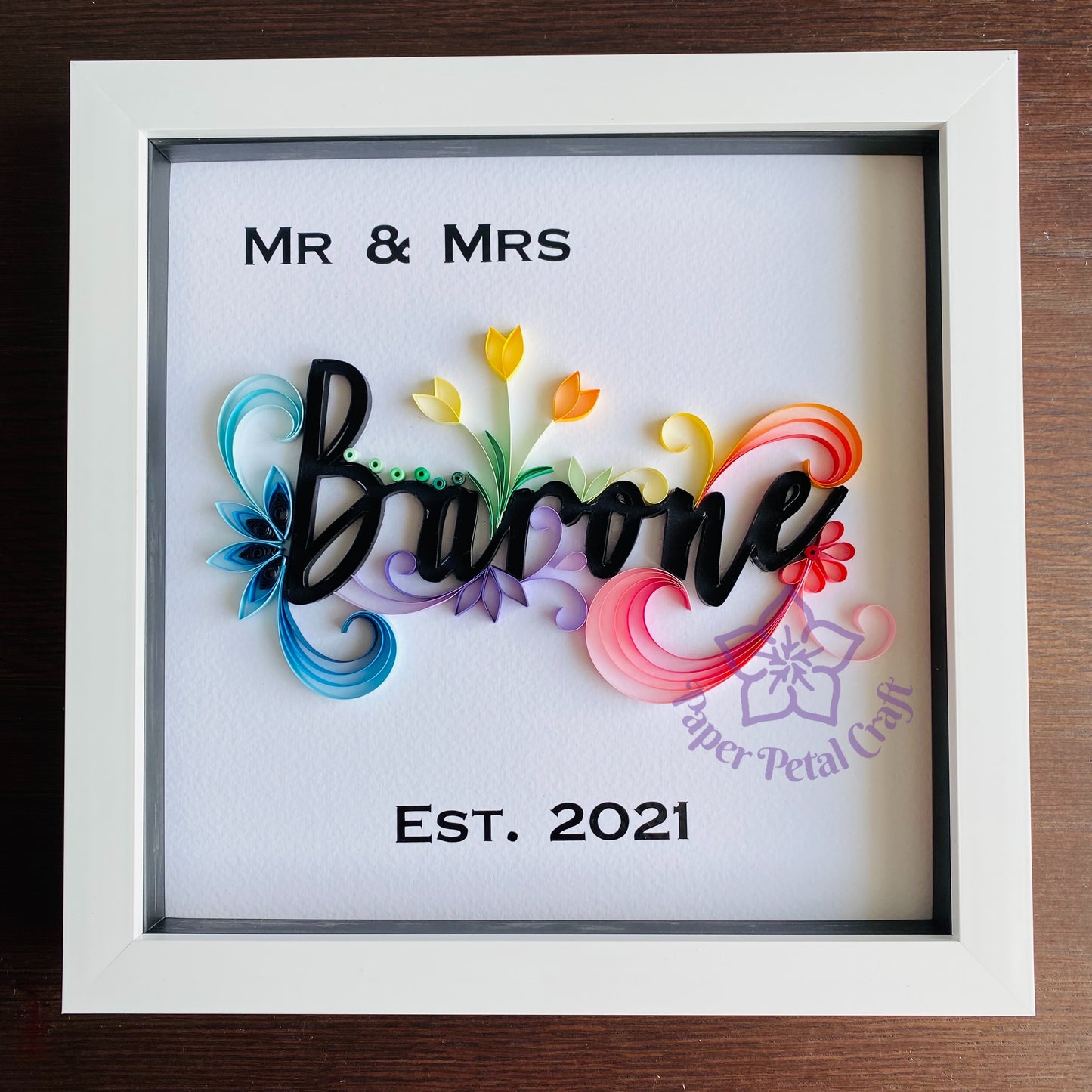 Mr & Mrs quilled surname frame